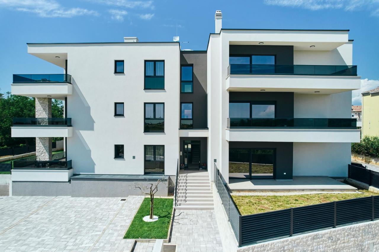 Apartments San Maris 2 Umago Esterno foto
