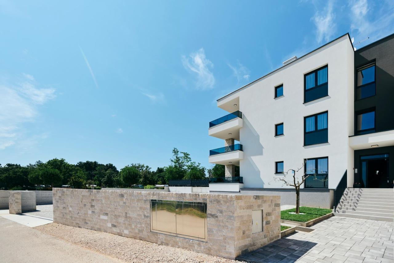 Apartments San Maris 2 Umago Esterno foto