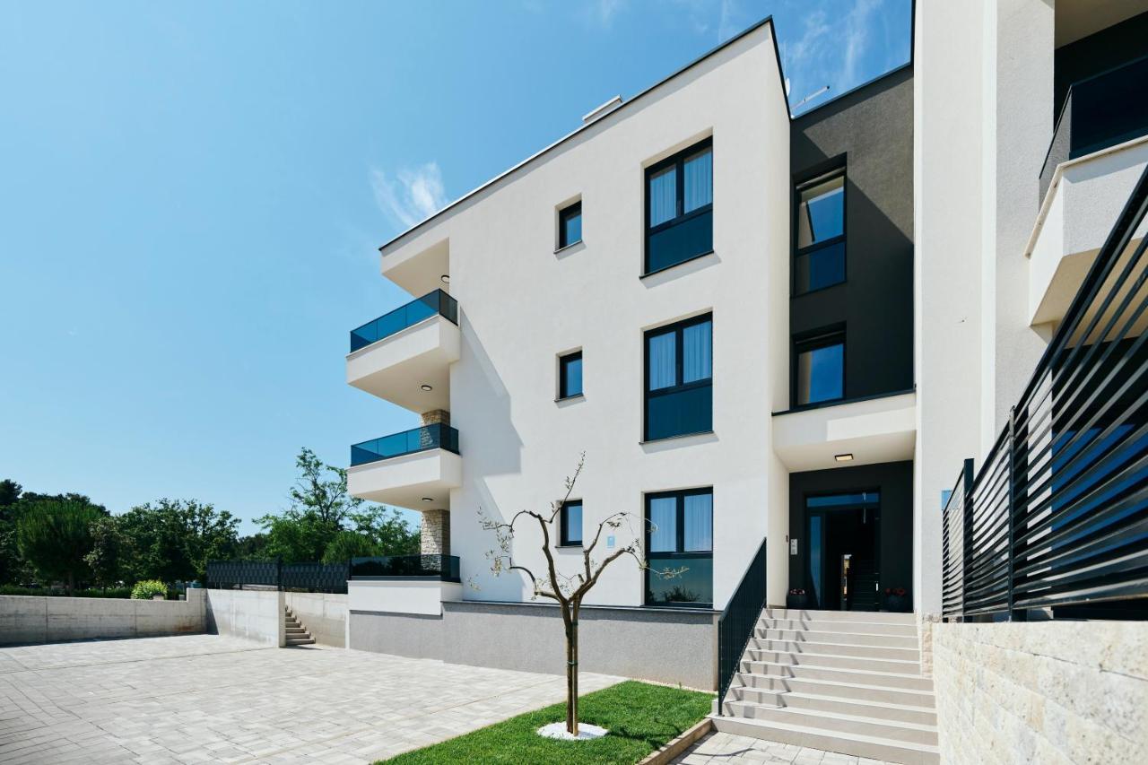 Apartments San Maris 2 Umago Esterno foto